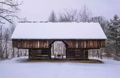 Cantilever Barn in the snow