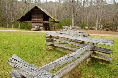 corn crib cades cove