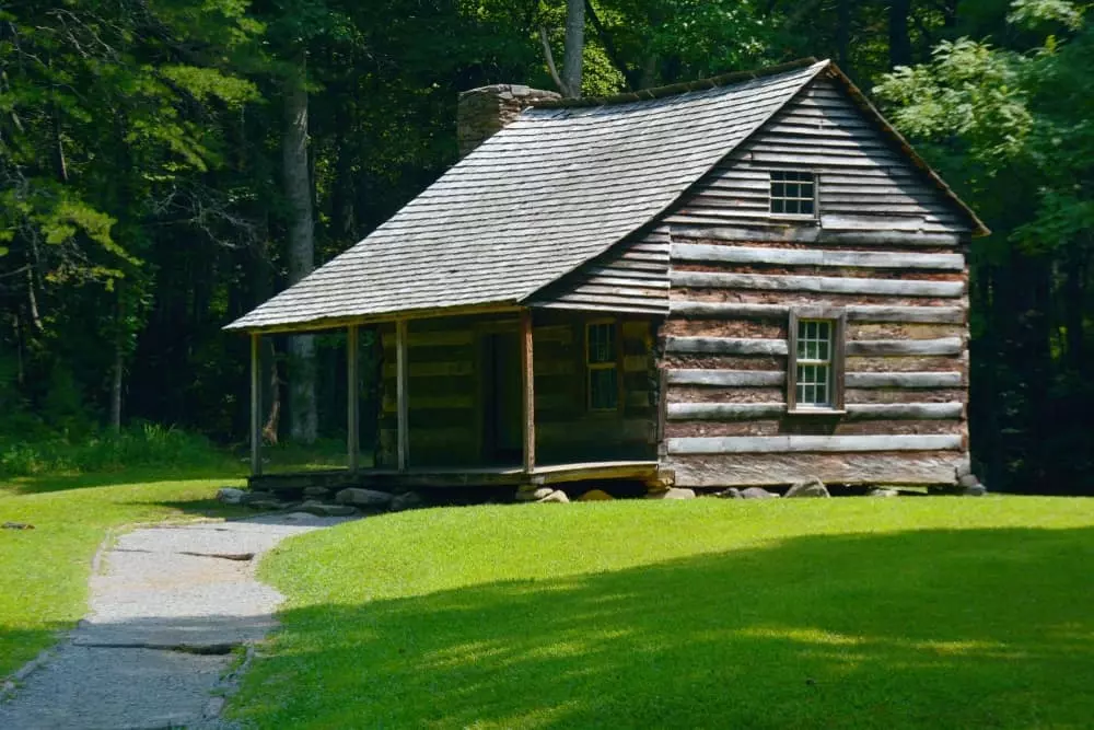 Carter Shields Cabin in Cades Cove
